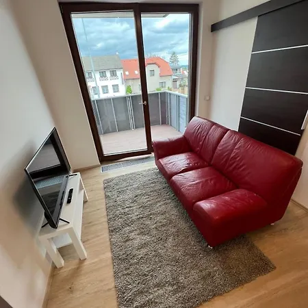 Bright & Cosy 1-bedroom With Balcony Appartement