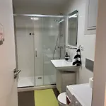 Bright & Cosy 1-bedroom With Balcony